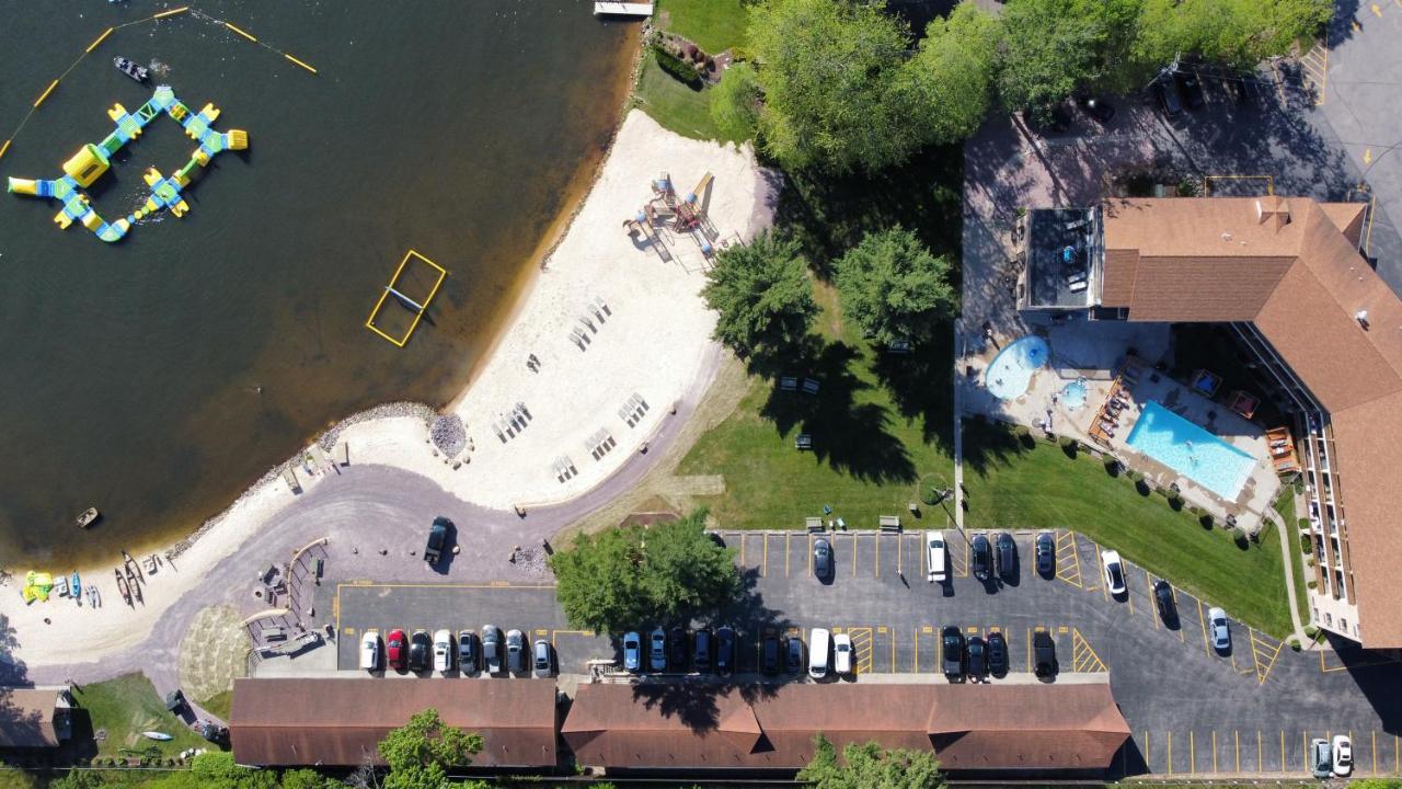 Aloha Beach Resort Lake Delton Exterior photo